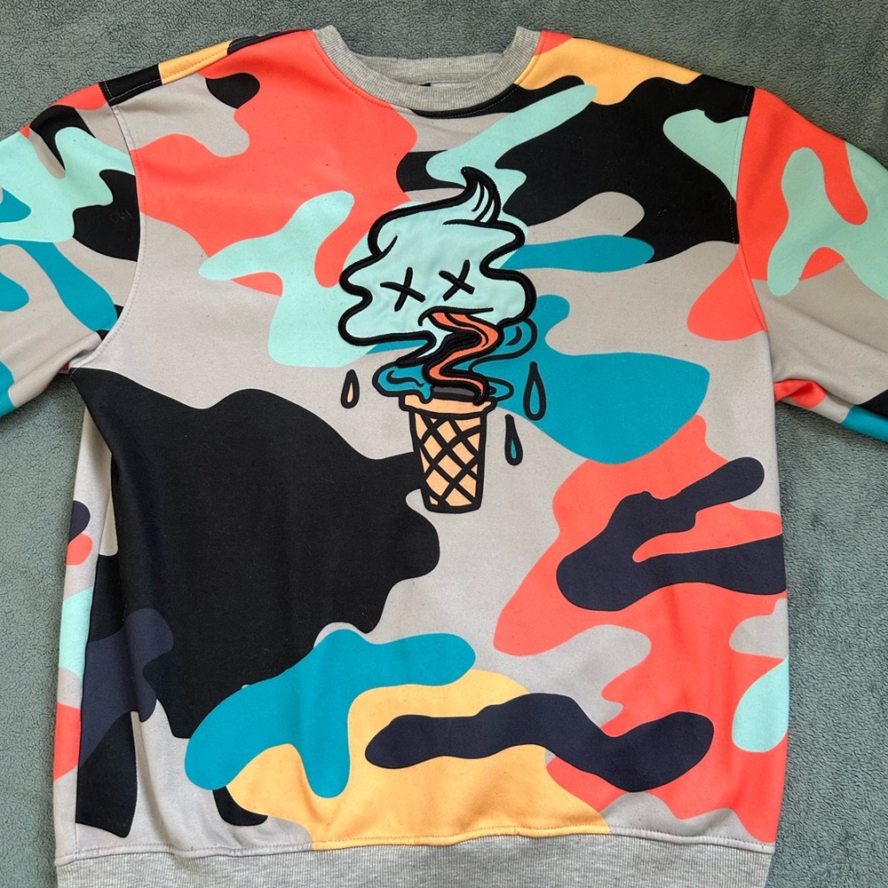 Camo animation crewneck sweatshirt